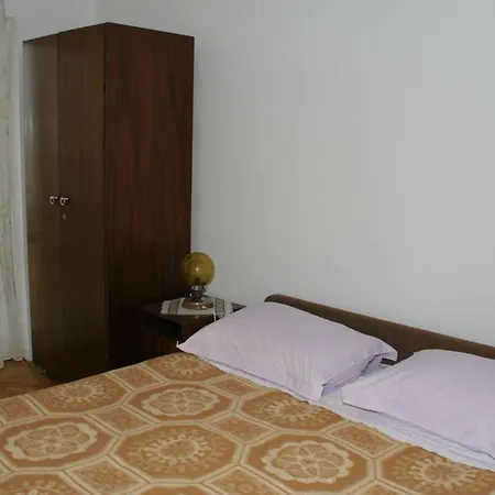 Appartement With A Parking Space Igrane, Makarska - 2650 Igrane