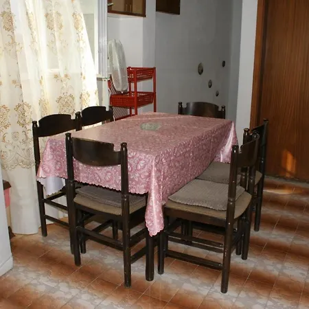 With A Parking Space Igrane, Makarska - 2650 إيغراني